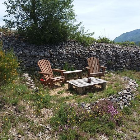 Un Petit Coin De Paradis Orpierre Экстерьер фото